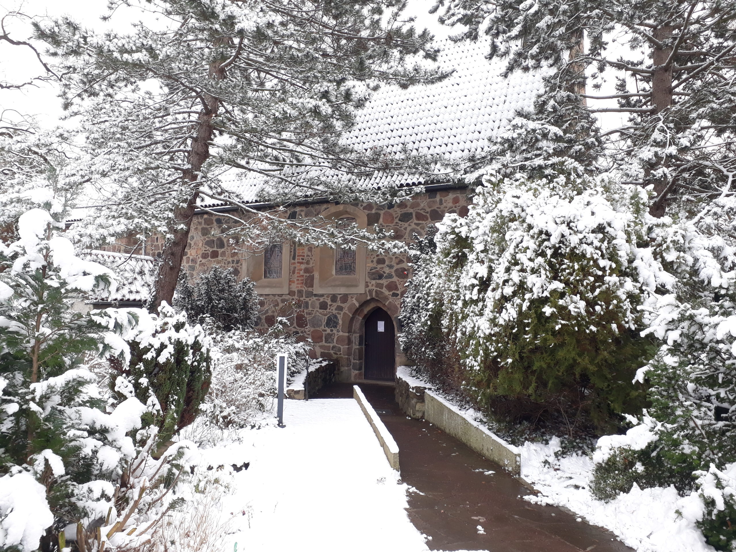 Leila Schoeneich Dorfkirche Giesensdorf